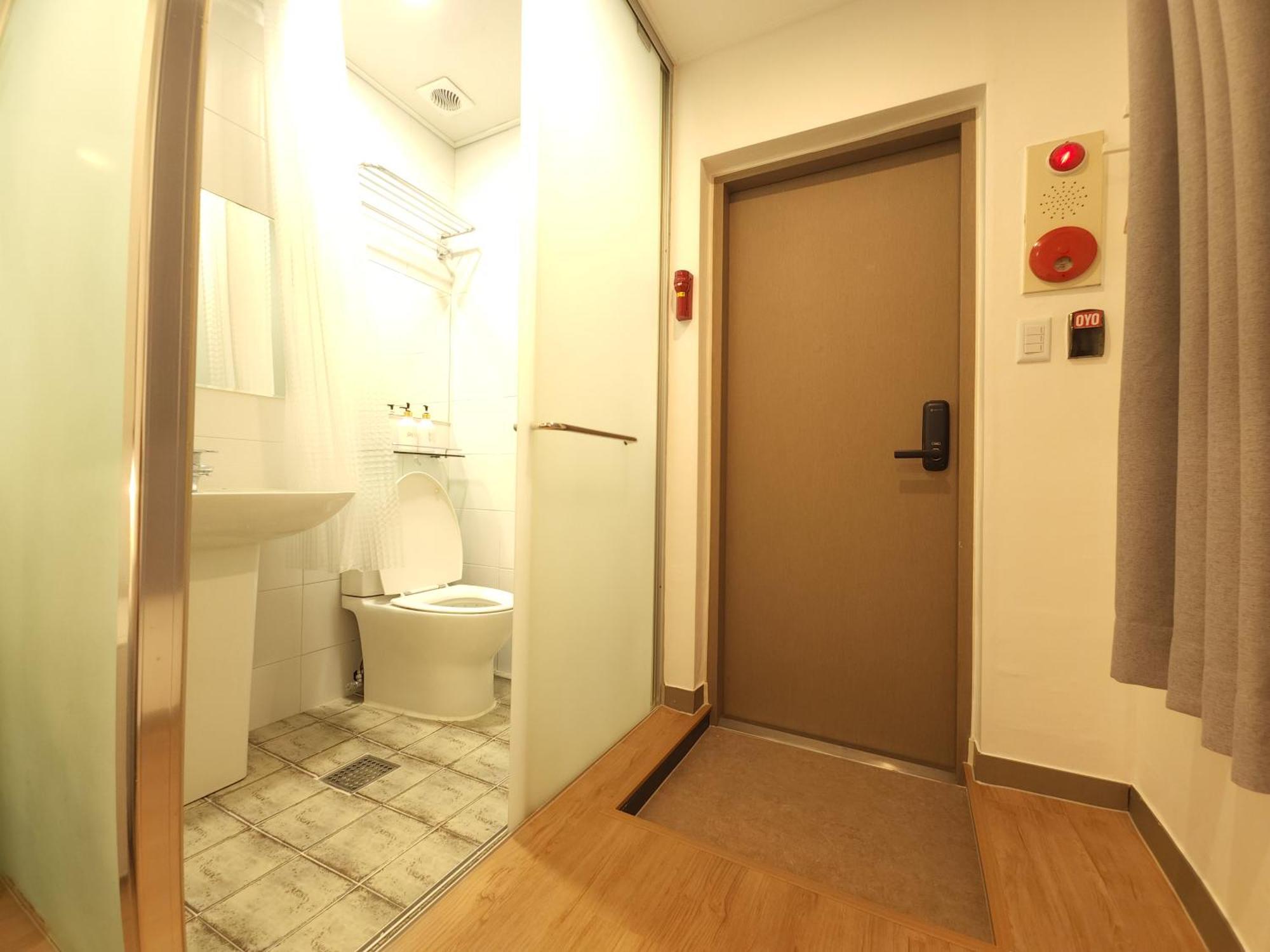 Oyo Hostel Myeongdong 2 Seoul Bilik gambar